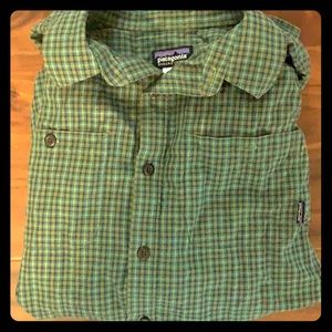 Men’s large Patagonia Plaid button up